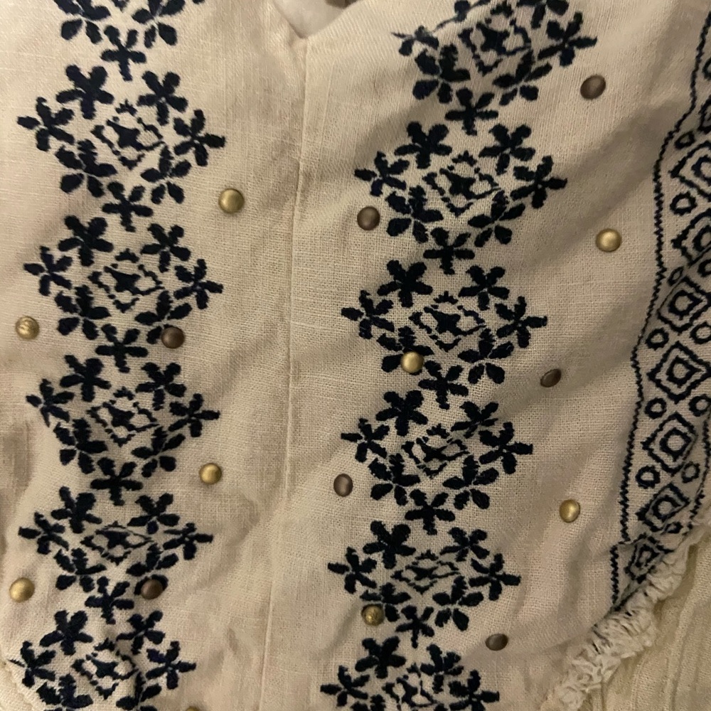 Tank - Picture 3 of 3